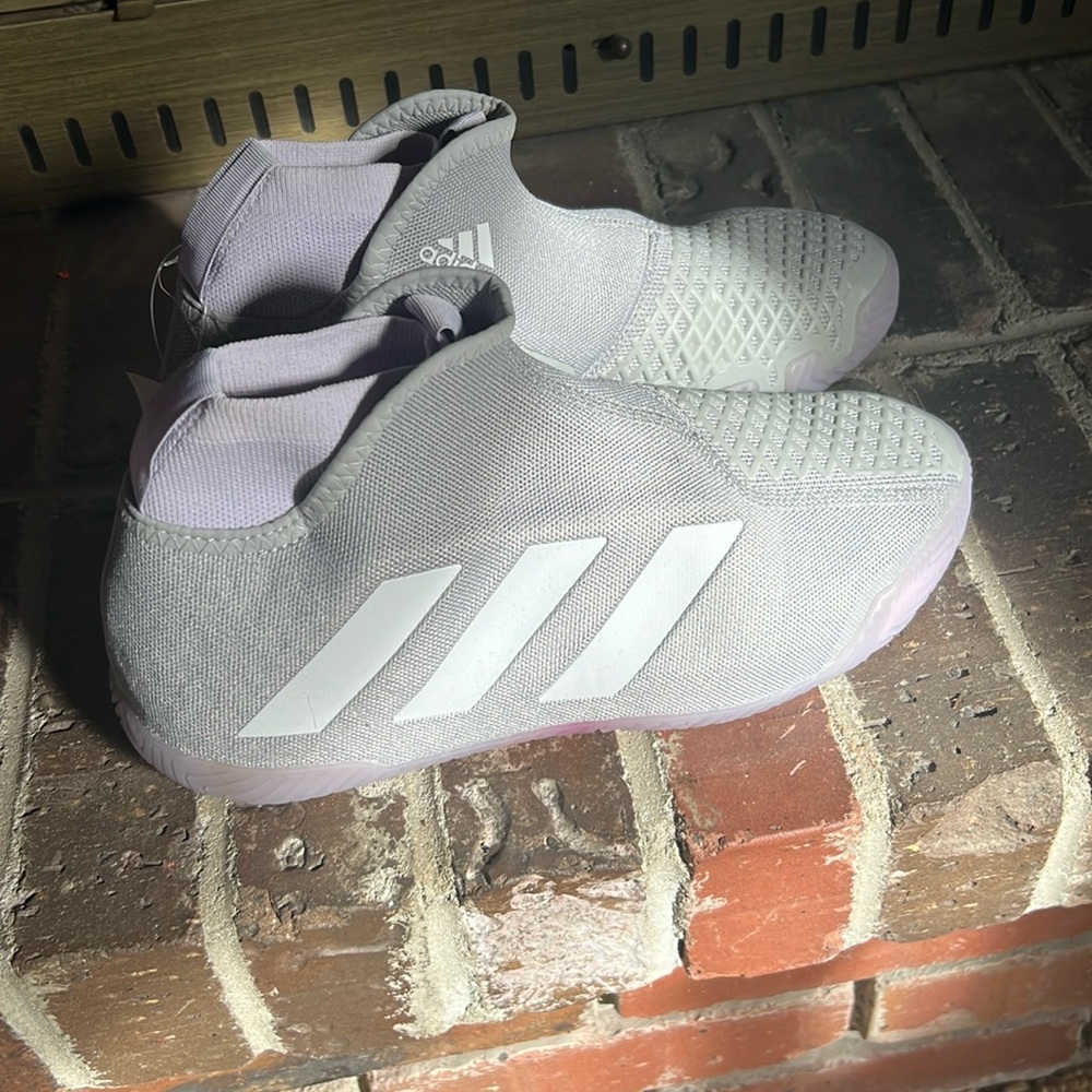 Adidas Stycon Women’s NEW